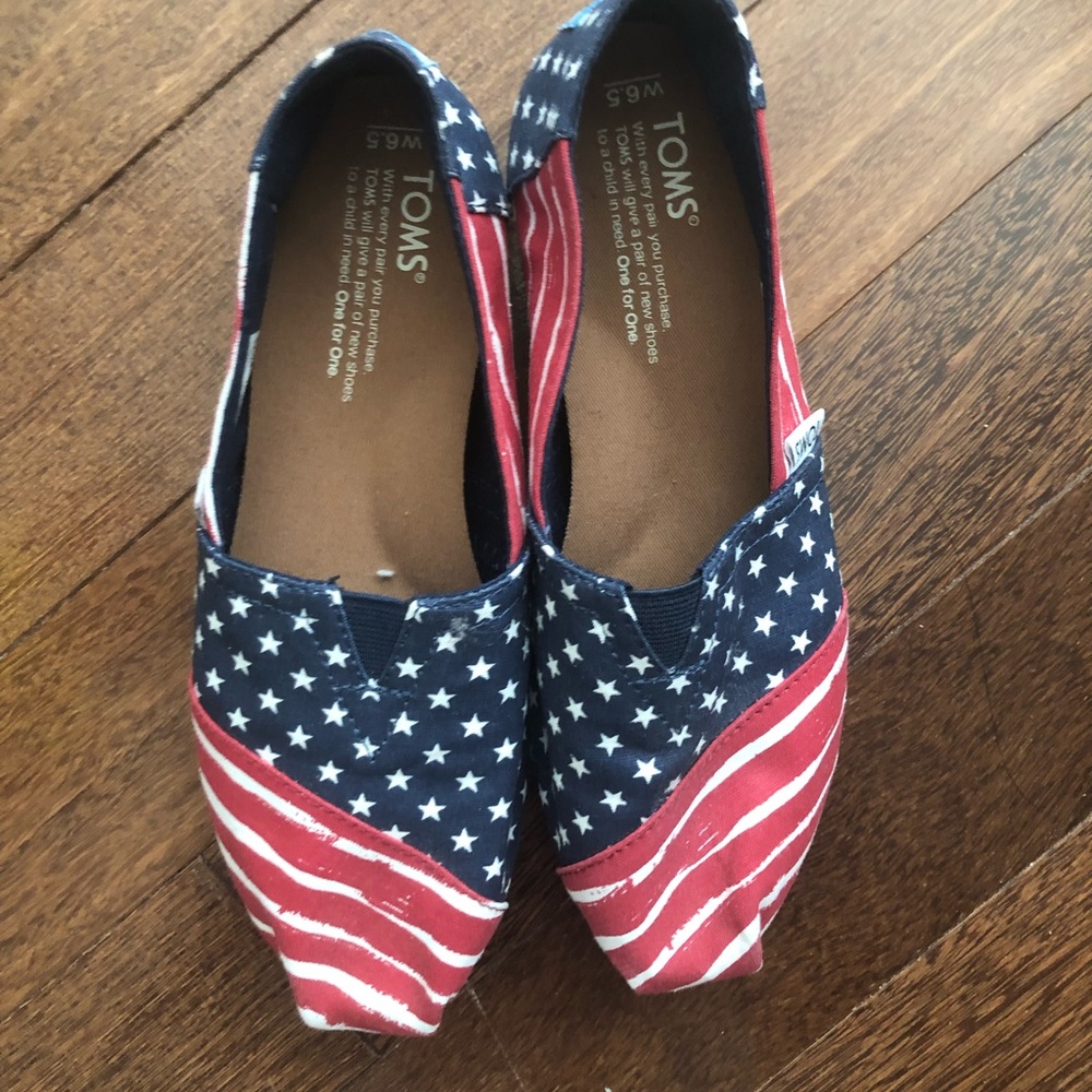 Toms American flag flats 6.5